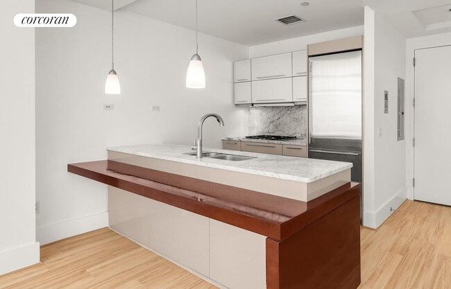 Foto del edificio - 165 W 18th St