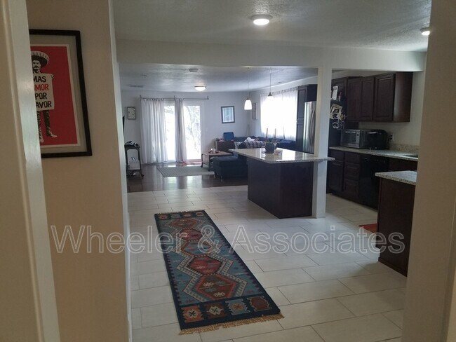 Foto del edificio - 2802 S Blair St