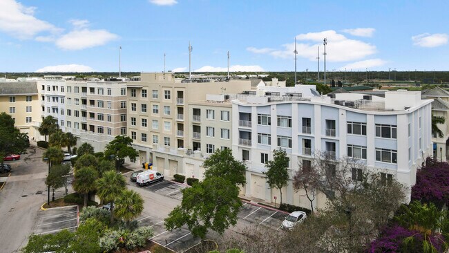 Foto del edificio - 1200 Town Center Dr