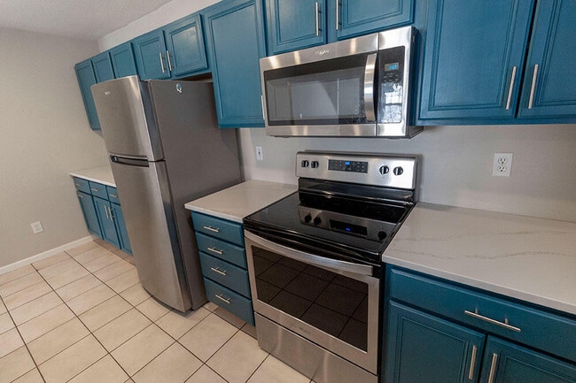 Building Photo - 5983 E Limoges Dr