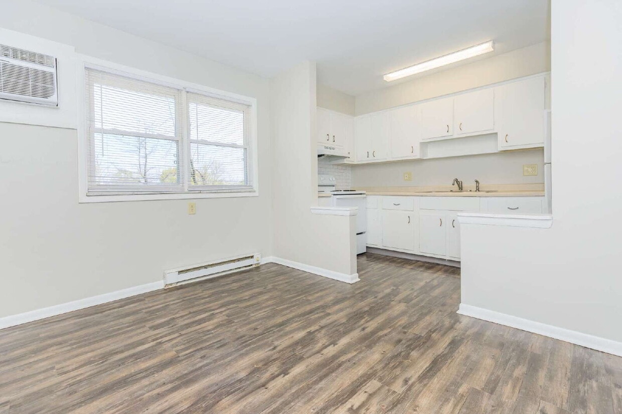 "$350 off if moved in by 7/10/26 - "Charming 2-Bedroom Haven with 950 Sq Ft of Cozy Comfort in In... - "$350 off if moved in by 7/10/26 - "Charming 2-Bedroom Haven with 950 Sq Ft of Cozy Comfort in In...