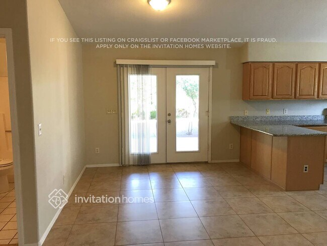 Building Photo - 2110 W Roundup St