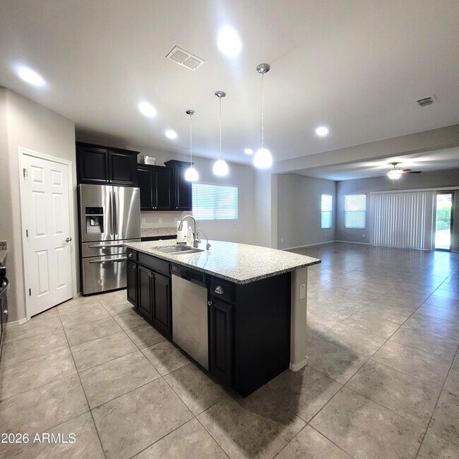 Foto del edificio - 25925 W Tonto Ln