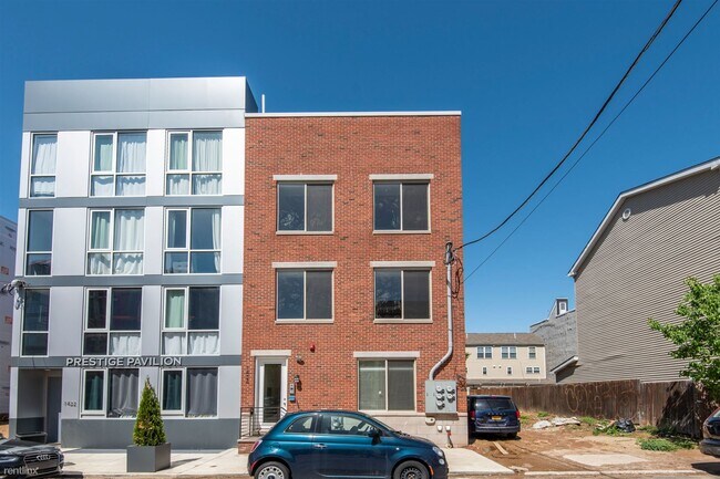 Building Photo - 2 br, 2 bath 4plex - 1424 N 7Th ST Unit C