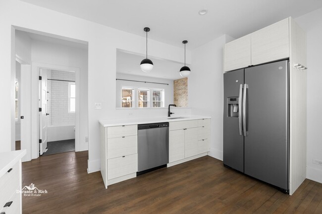 Building Photo - Perfect 2 bedroom in Avondale