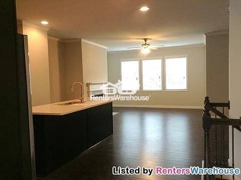 Foto del edificio - 1290 Hopkins Dr
