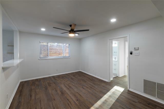 Foto del edificio - 5921 Gaston Ave