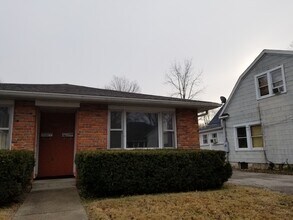 Building Photo - 617 S Lincoln St