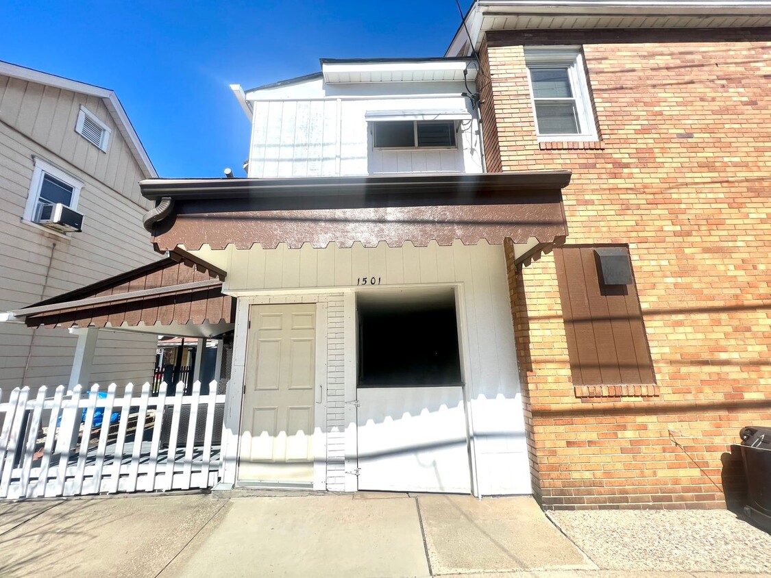 Primary Photo - 1501 Merchant St