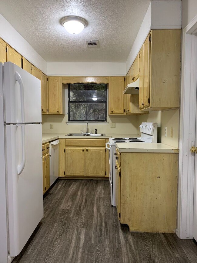 Foto del edificio - 1307-09 N. Arkansas duplex