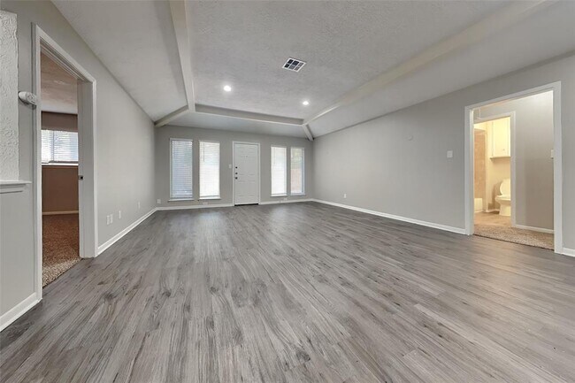 Foto del edificio - 29118 Raestone St