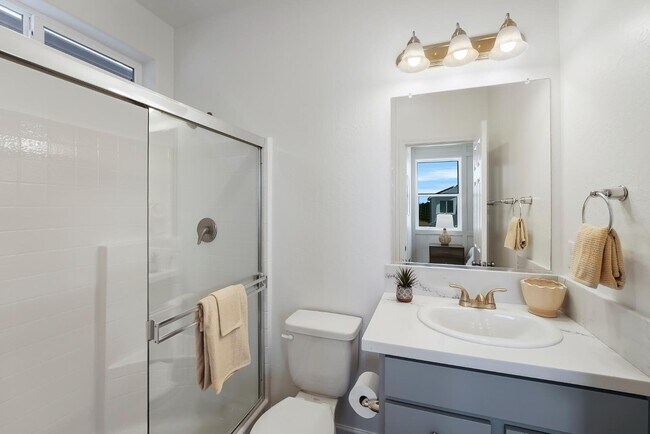 Building Photo - 2325 Wagon Wheel Ave