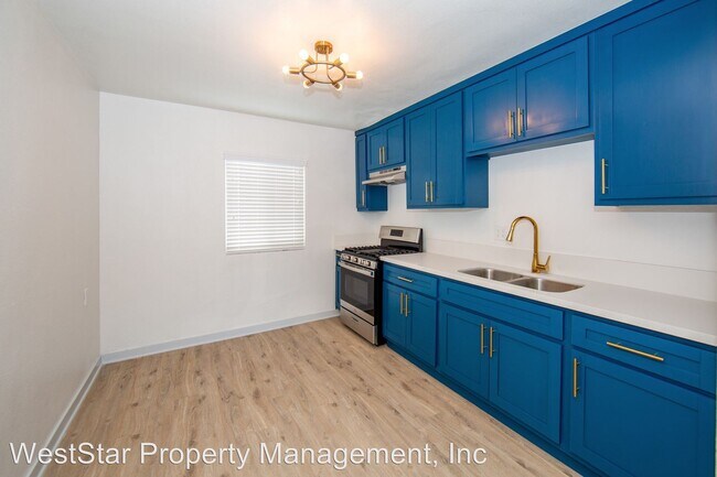 Building Photo - 1470 Elm Ave