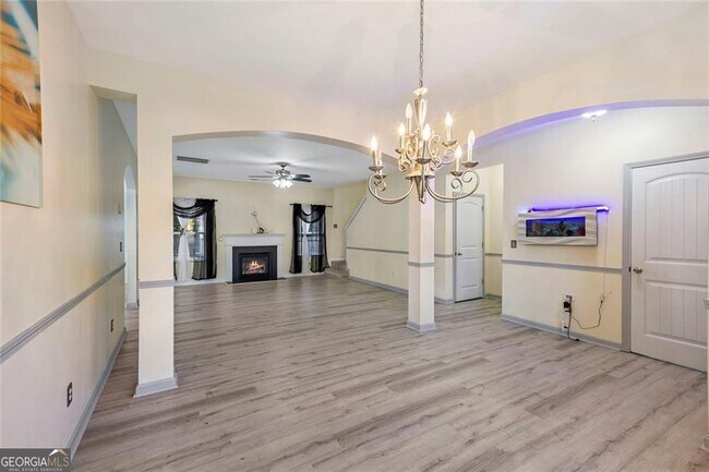 Building Photo - 9776 Ivey Ridge Cir