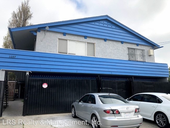 Building Photo - 1037 W 108th St