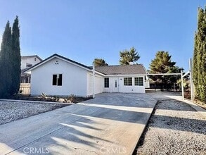 Building Photo - 10796 Bonanza Rd