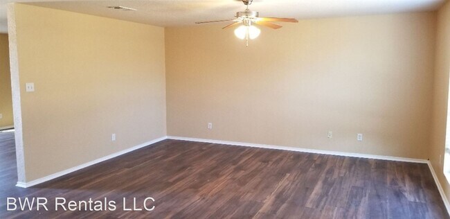 Foto del edificio - 4 br, 2.5 bath House - 3809 LATIGO DRIVE