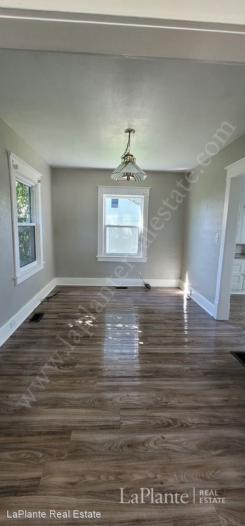 Building Photo - 2 br, 1 bath House - 550 Hiett Avenue 1