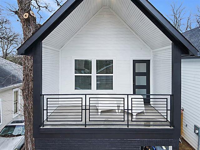 Building Photo - 2610 Birmingham Ave
