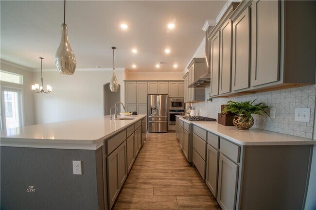 Foto del edificio - 7905 Rancho Vista Blvd E
