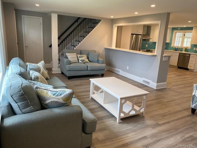 Building Photo - 1 Hennessey Ln