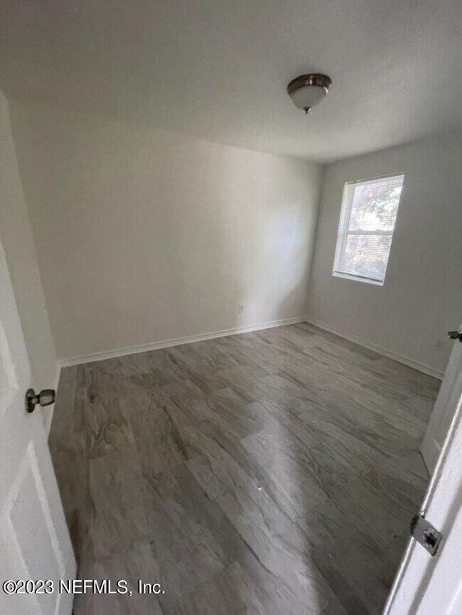 Foto del edificio - 669 Willow Branch Ave