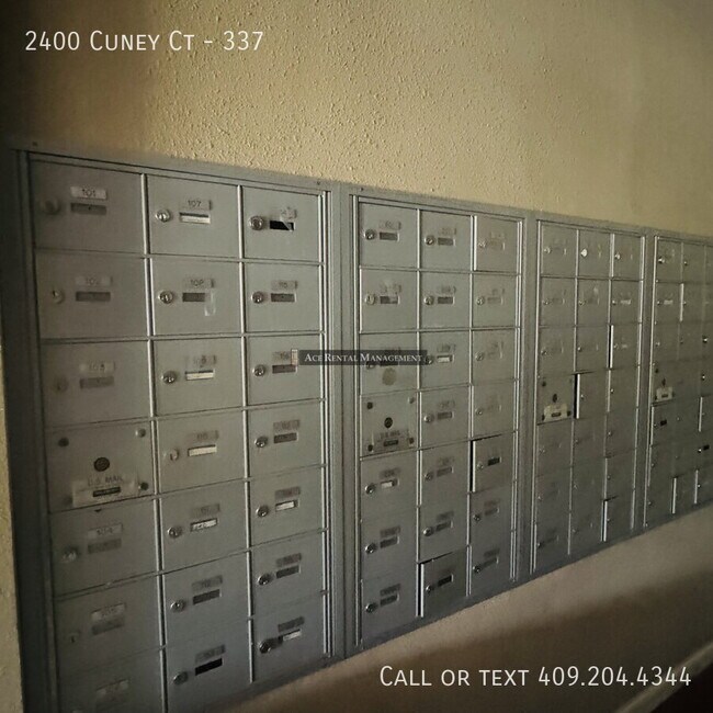 Building Photo - 2400 Cuney Ct