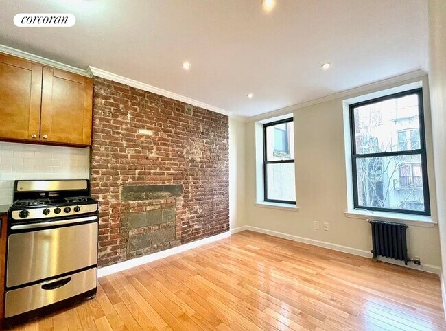 Foto del edificio - 239 Henry St