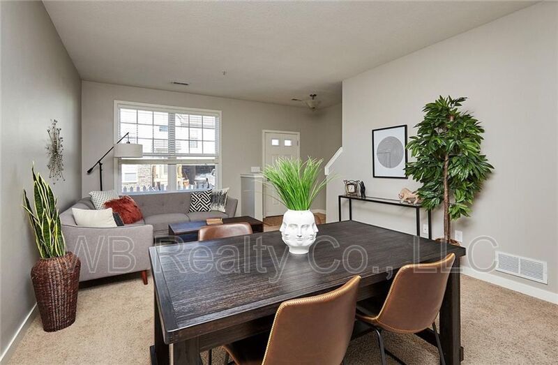 180 80th St, West Des Moines, IA 50266 Townhome Rentals in West Des Moines IA