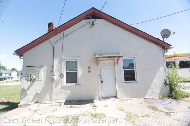 Building Photo - 2 br, 1 bath House - 421 S Oakwood Ave