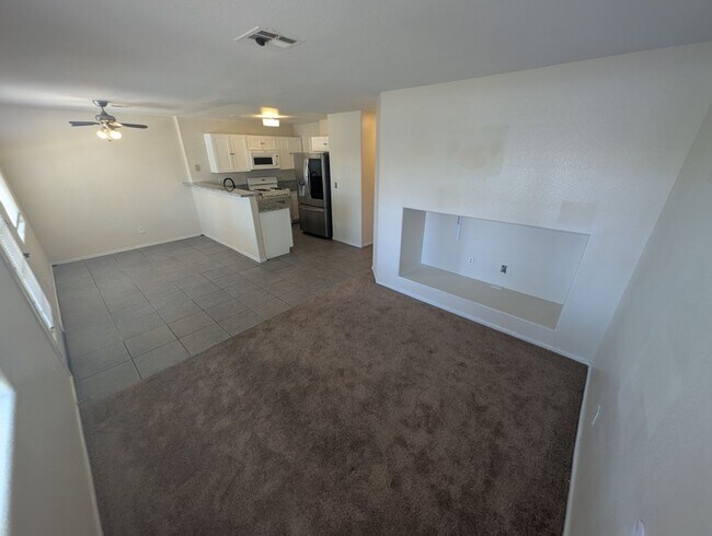 Building Photo - 2520 Sierra Luna Ave