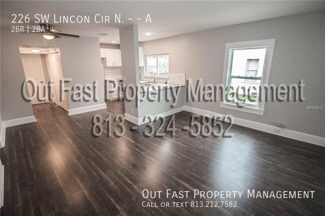 Foto del edificio - 226 SW Lincoln Cir N