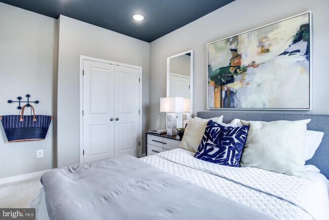 Foto del edificio - 2571 Hopton Ln