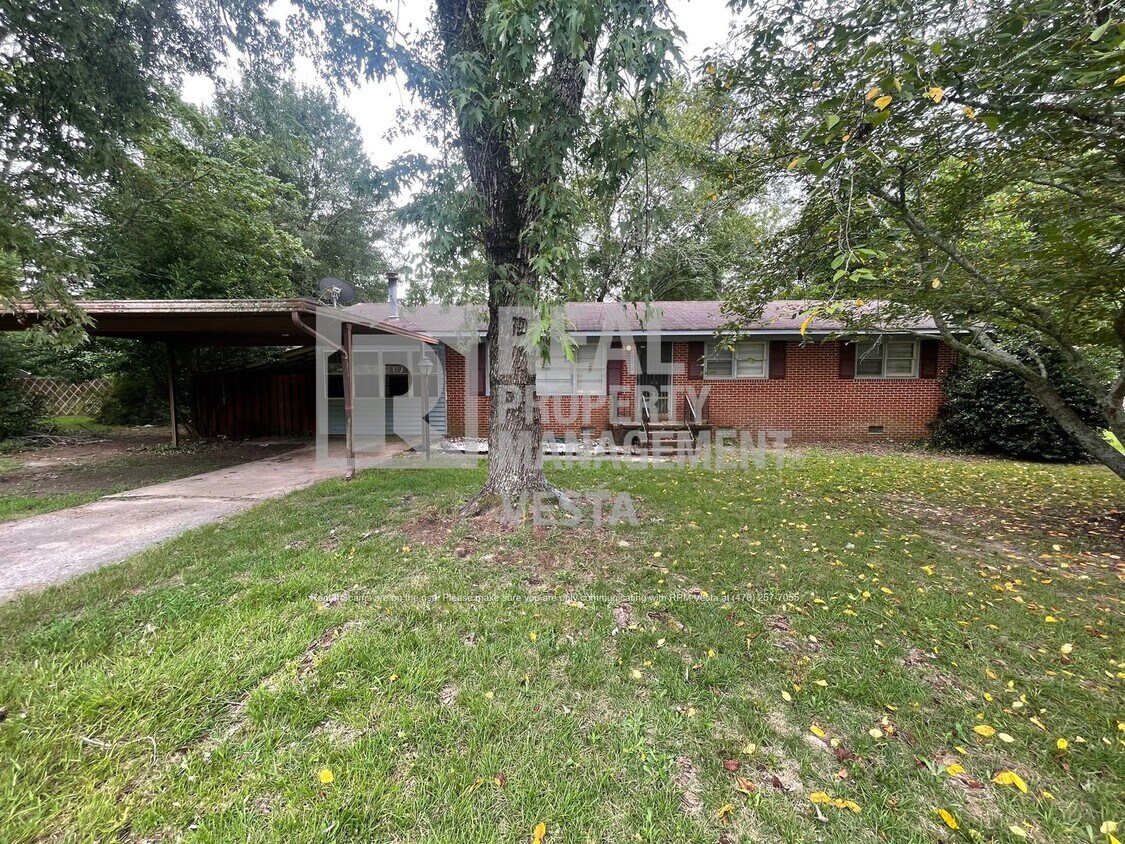 Primary Photo - 3010 Kevin Dr