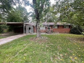 Building Photo - 3010 Kevin Dr