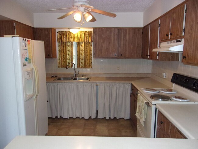 Foto del edificio - Adorable 2 Bedroom 1 Bath in Brooksville