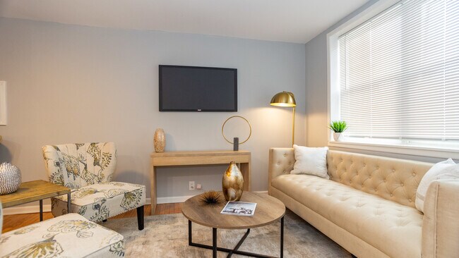 Foto del edificio - 3729 N Clifton Ave
