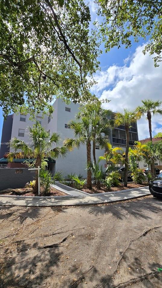 Foto del edificio - 13685 NE 10th Ave