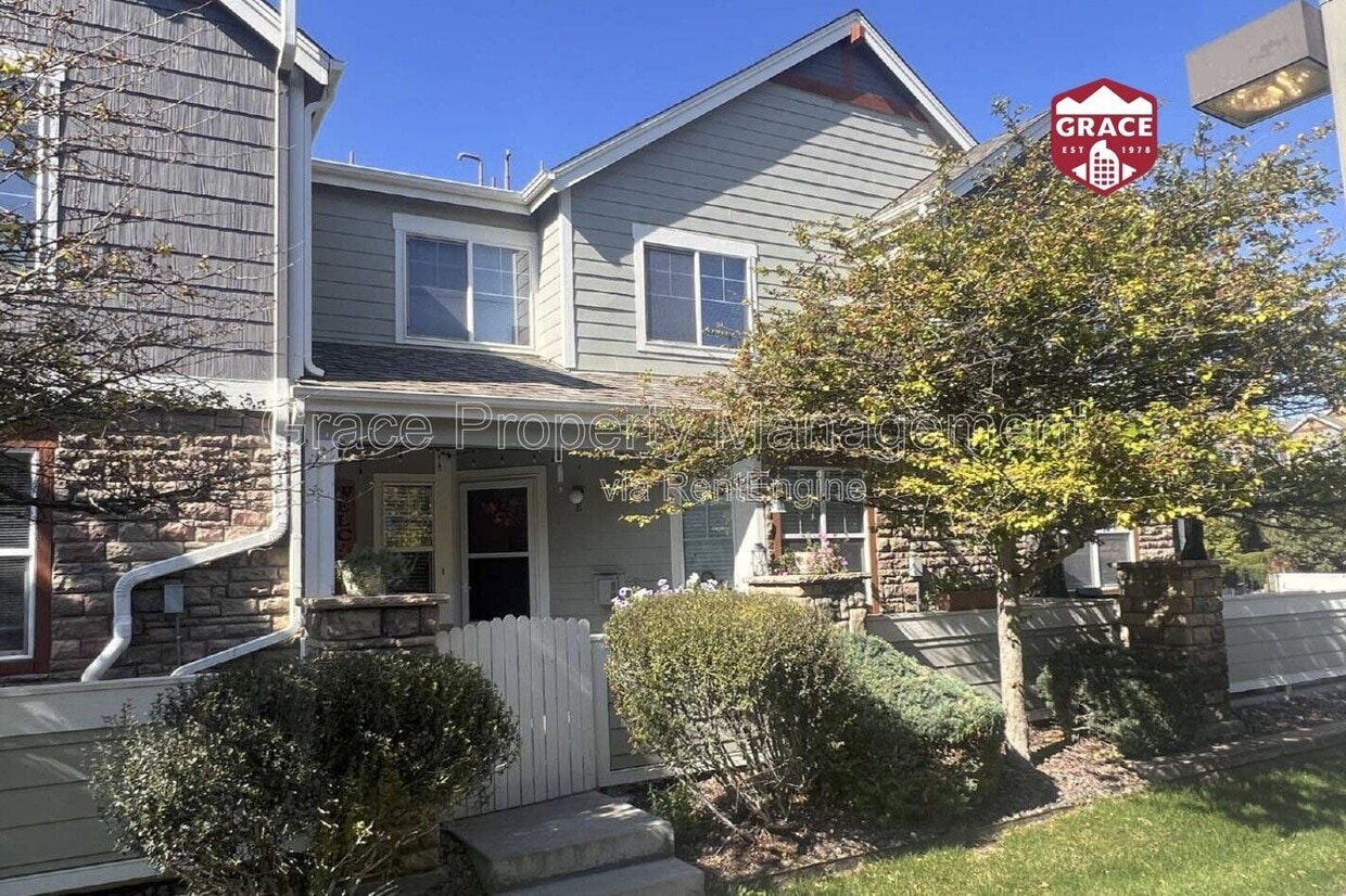 Foto principal - 12828 Jasmine St