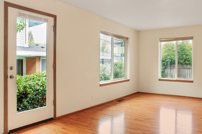 Foto del edificio - 2941 NW Tyler Ave