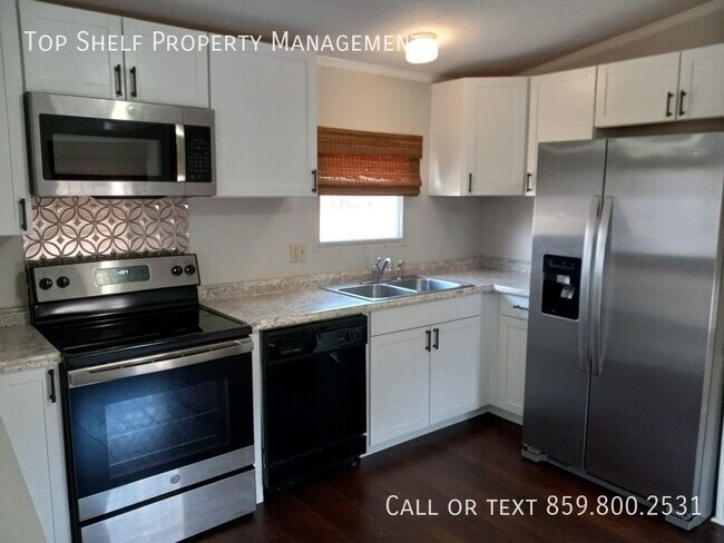 Building Photo - 2 Bedroom In Mount Sterling!