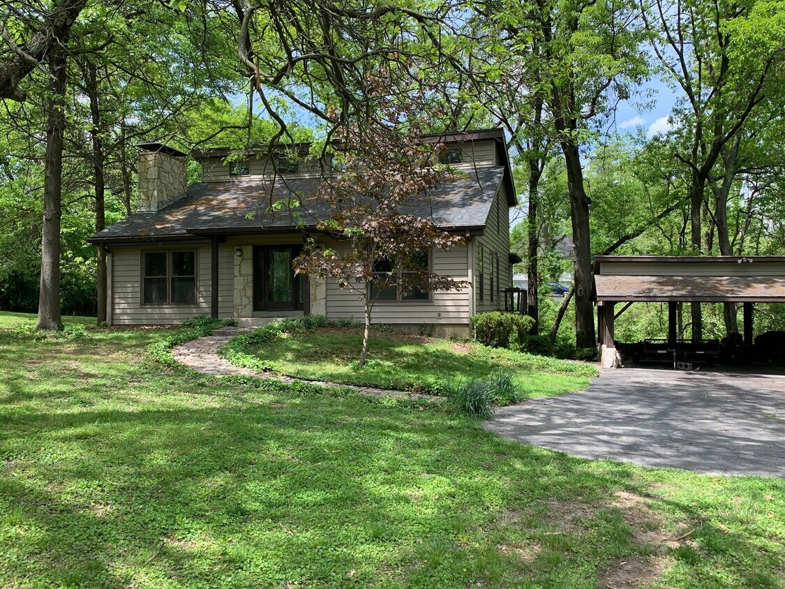 835 Yosemite Dr, Saint Louis, MO 63122 House Rental in Saint Louis