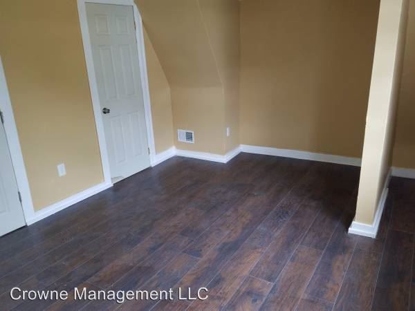 Building Photo - 830 S 19th St