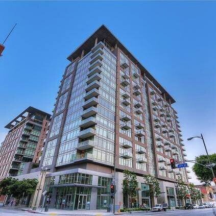 Building Photo - 1100 S Hope St