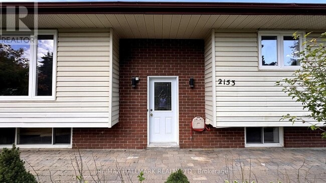 Building Photo - 2153 Spring St