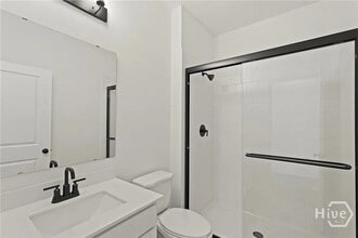 Building Photo - 176 Kingswood Cir