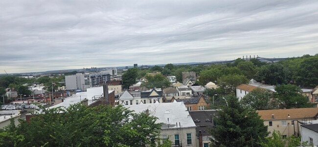 Foto del edificio - 277 HARRISON Ave