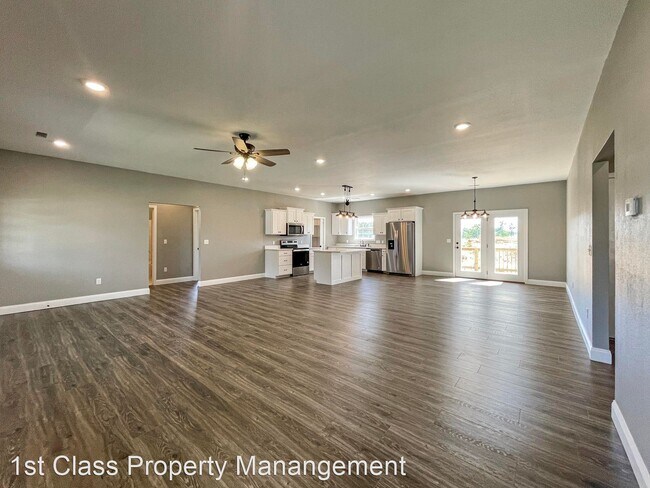 Building Photo - 3 br, 2 bath House - 501 Chase Trail