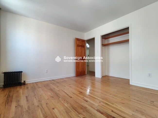 Building Photo - 183 Pinehurst Ave