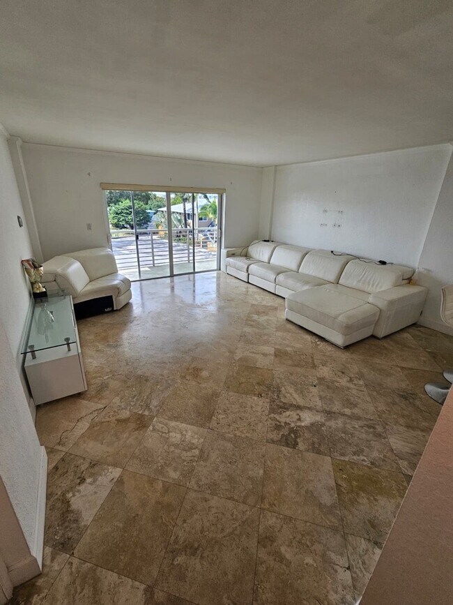 Photo - 2900 NE 30th St Apartment